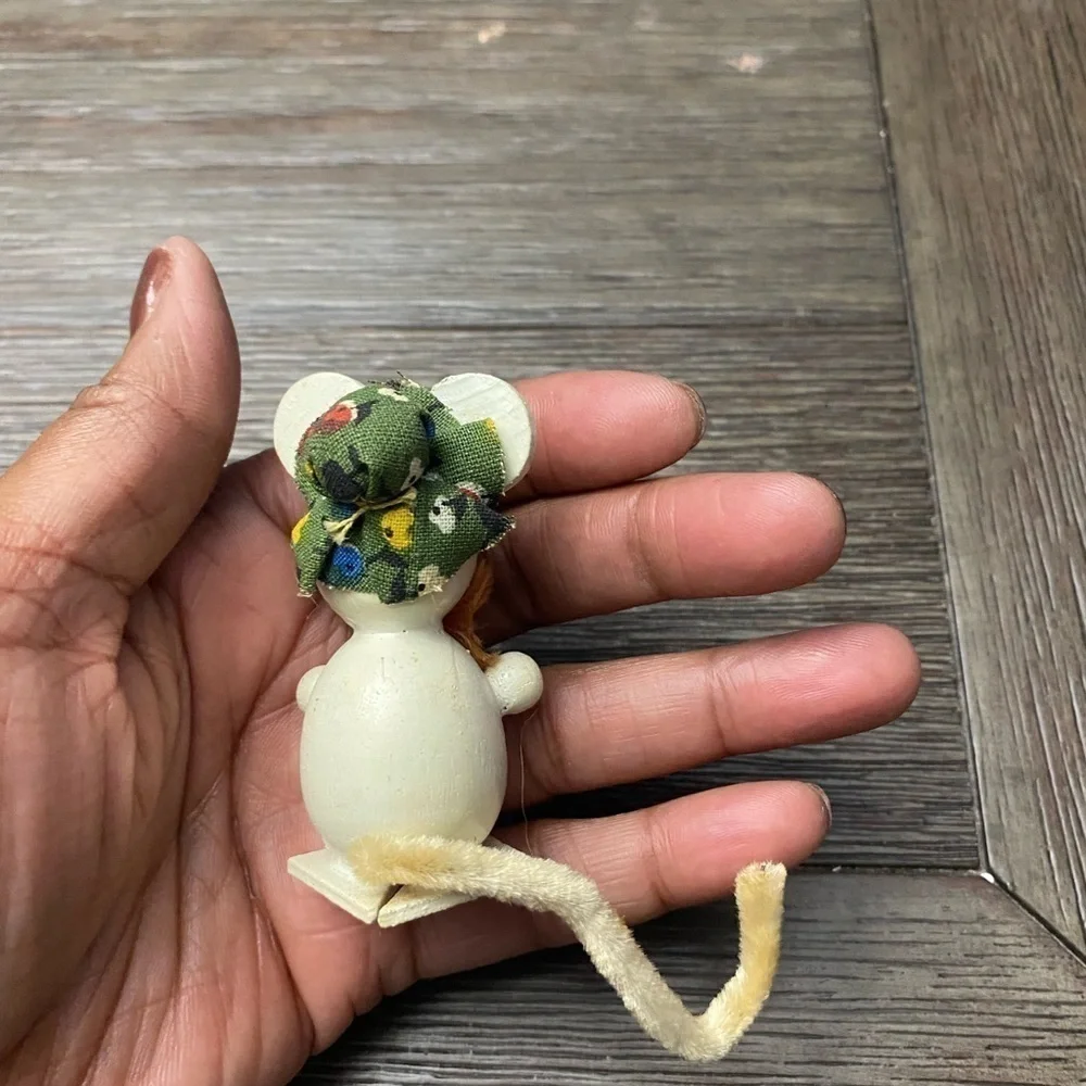 White Red Wood Mouse w Glasses & bonnet Christmas Tree Ornament